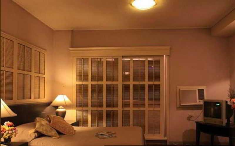 Mabini Mansion Hotel & Residential Suites มะนิลา ภายนอก รูปภาพ